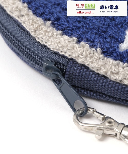 赤い電車】サガラ刺繍ポーチ（ポーチ）｜niko and