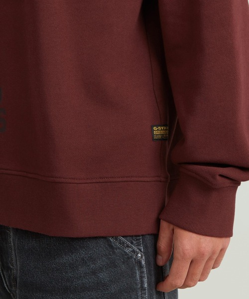 G-STAR(ジースター)の「Applique Sweater/ブランドロゴワッペンスウェット(スウェット・メンズ・ヘザーグレー/レッド系その他/ダークブラック・X-SMALL/LARGE/MEDIUM/SMALL/X-LARGE)」の13枚目の写真