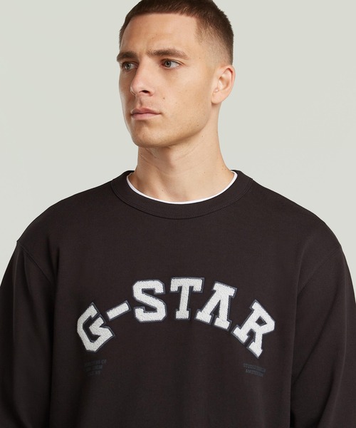 G-STAR(ジースター)の「Applique Sweater/ブランドロゴワッペンスウェット(スウェット・メンズ・ヘザーグレー/レッド系その他/ダークブラック・X-SMALL/LARGE/MEDIUM/SMALL/X-LARGE)」の5枚目の写真