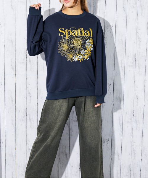 GORGE(ゴージ)の「《花刺繍×ロゴ》レディース 裏毛スウェット プルオーバー カジュアル 春秋冬(スウェット・レディース・ブラウン/ボルドー/ネイビー/オートミール/オフホワイト・F)」の19枚目の写真