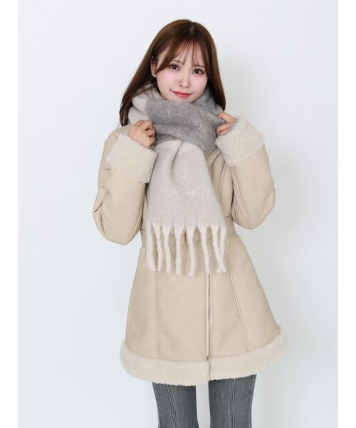 EATME（イートミー）の「ボーダー刺繍マフラー（マフラー・レディース・ブラウン/ピンク/グレー・FREE）」の6枚目の写真