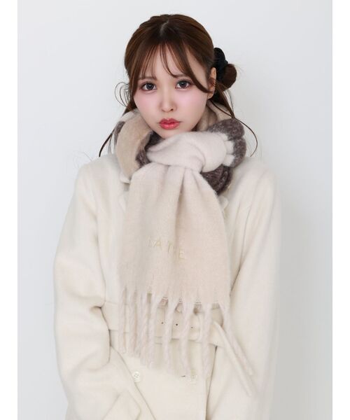 EATME（イートミー）の「ボーダー刺繍マフラー（マフラー・レディース・ブラウン/ピンク/グレー・FREE）」の9枚目の写真