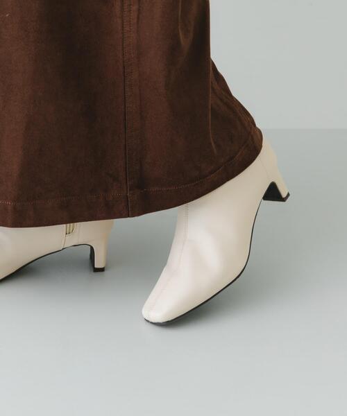 RODE SKO（ロデスコ）の「『WEB限定』ヒールブーツ（ブーツ・レディース・アイボリー/ブラック・37/36/38）」の15枚目の写真