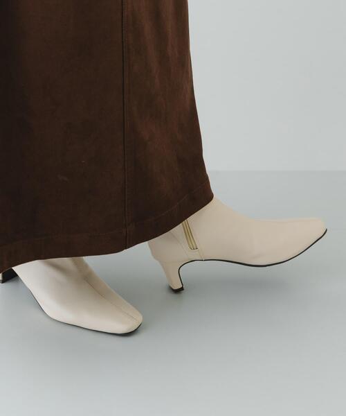 RODE SKO（ロデスコ）の「『WEB限定』ヒールブーツ（ブーツ・レディース・アイボリー/ブラック・37/36/38）」の16枚目の写真