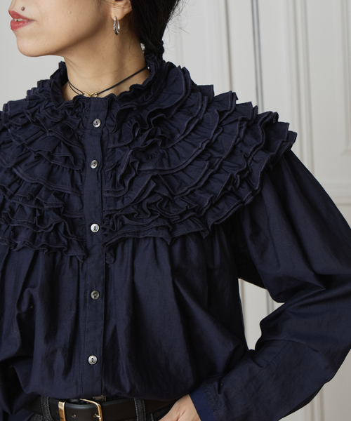IENA LA BOUCLE(イエナラブークル)の「IENA LA BOUCLE silk mix cotton フリルブラウス(シャツ/ブラウス・レディース・ネイビー・FREE)」の18枚目の写真