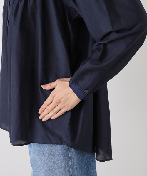 IENA LA BOUCLE(イエナラブークル)の「IENA LA BOUCLE silk mix cotton フリルブラウス(シャツ/ブラウス・レディース・ネイビー・FREE)」の13枚目の写真