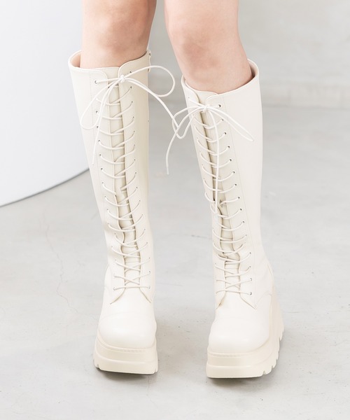 attagirl（アタガール）の「厚底ソールレースアップロングブーツ（ブーツ・レディース・アイボリー/ブラック/ブラック系その他・S/M/L/LL/3L）」の11枚目の写真