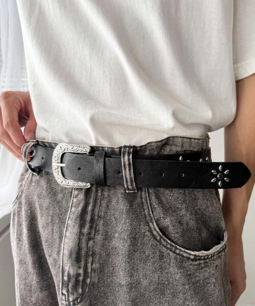 WEGO(ウィゴー)の「WEGO/フラワースタッズベルト(ベルト・メンズ・ブラック・FREE)」の1枚目の写真