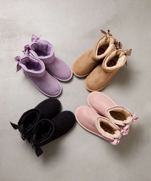 a.v.v（アーヴェヴェ）の「[17-24cm]【毎年人気NO.1/撥水加工/クッションインソール】リボン付フェイクムートンブーツ（ブーツ・キッズ・ライトピンク/ライラック/ブラック/ベージュ・17/18/19/20/21/22/23/24）」の6枚目の写真