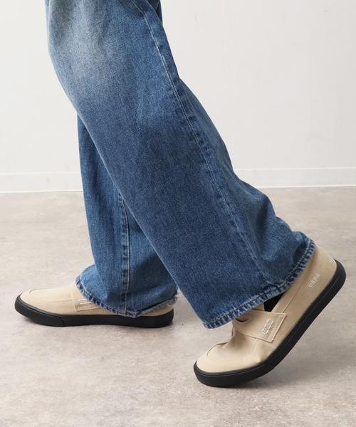 U.S. POLO ASSN.（ユーエスポロアッスン）の「【U.S. POLO ASSN./ユーエスポロアッスン】 フェイクスウェード エンボスロゴ モカシン シューズ   MEN（モカシン/デッキシューズ・メンズ・ベージュ/ブラック/キャメル・26.0cm/27.0cm/25.0cm/25.5cm/26.5cm）」の10枚目の写真