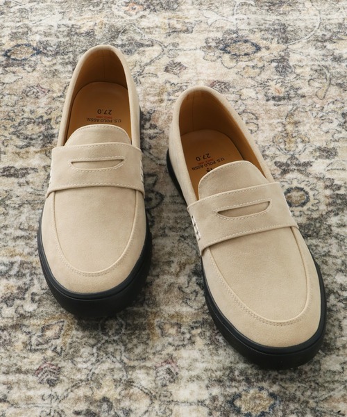 U.S. POLO ASSN.（ユーエスポロアッスン）の「【U.S. POLO ASSN./ユーエスポロアッスン】 フェイクスウェード エンボスロゴ モカシン シューズ   MEN（モカシン/デッキシューズ・メンズ・ベージュ/ブラック/キャメル・26.0cm/27.0cm/25.0cm/25.5cm/26.5cm）」の22枚目の写真