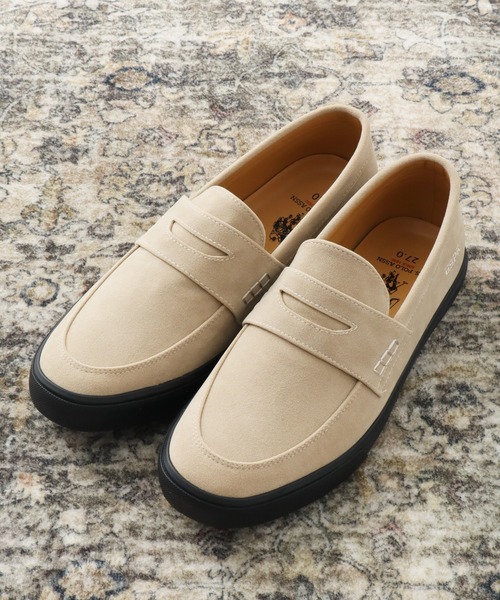 U.S. POLO ASSN.（ユーエスポロアッスン）の「【U.S. POLO ASSN./ユーエスポロアッスン】 フェイクスウェード エンボスロゴ モカシン シューズ   MEN（モカシン/デッキシューズ・メンズ・ベージュ/ブラック/キャメル・26.0cm/27.0cm/25.0cm/25.5cm/26.5cm）」の15枚目の写真