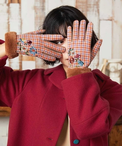 Jocomomola（ホコモモラ）の「フラワーエンブロイダリーグローブ（手袋・レディース・ブラウン/ベージュ・40）」の5枚目の写真