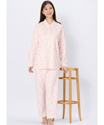 WING（ウイング）の「綿100%(本体肌側)　あったか　パジャマ　長袖　長ズボン（ルームウェア/パジャマ・レディース）」