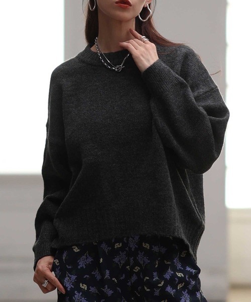 Sawa a la mode(サワアラモード)の「ショートニットプルオーバートップス(ニット/セーター・レディース・ターコイズブルー/チャコールグレー/オフホワイト/レッド・FREE)」の1枚目の写真