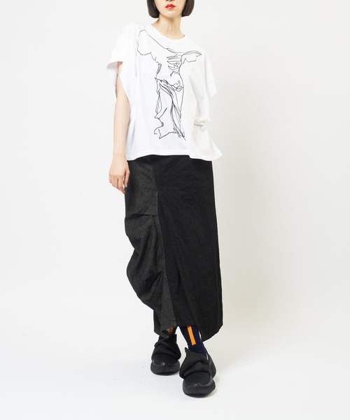 gomme（ゴム）の「タックデニムスカート（デニムスカート・レディース・インディゴブルー/ブラック・MEDIUM）」の3枚目の写真