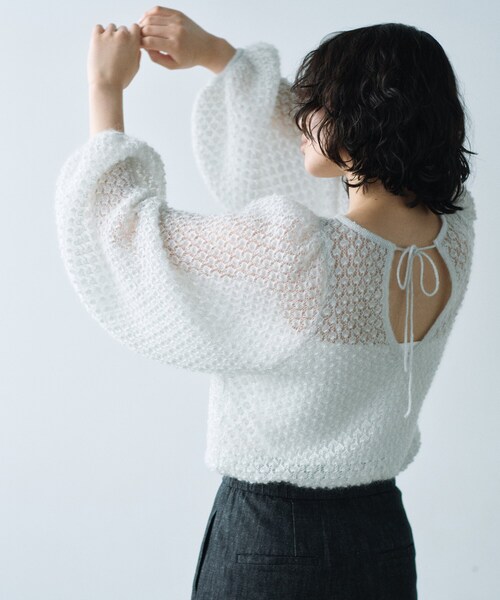 CODE A（コードエー）の「2way sheer mohair pullover（ニット/セーター・レディース・ピンク/シルバー・00）」の2枚目の写真