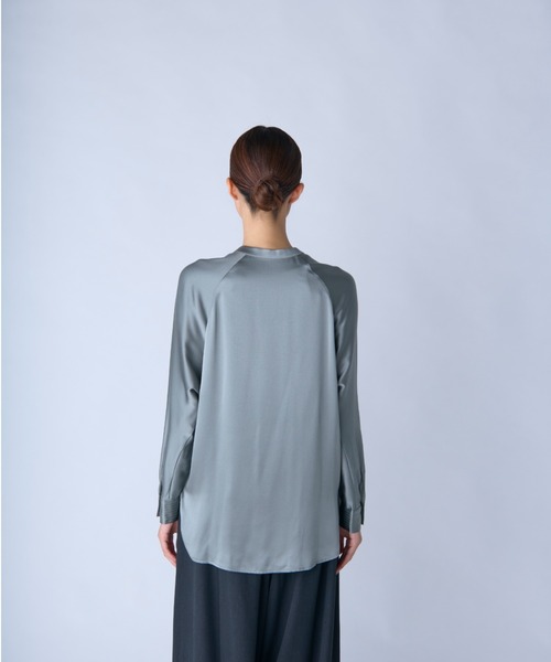 c/est（シーエ）の「【 c/est / シーエ 】 SILK -SILK SHIRTS-  / シルクシャツ  2536023 API（シャツ/ブラウス・レディース・チャコール/オフホワイト・FREE）」の5枚目の写真