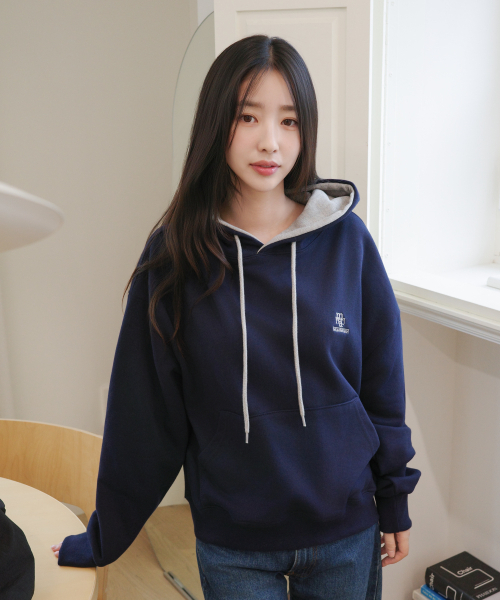 muahmuah（ムーアムーア）の「[裏毛/起毛] スティッチコンビフードパーカー [6色]（パーカー・レディース・オートミール/ネイビー/ライトグレー/ブラウン/ダークブラウン/グレー/クリーム/霜降りグレー/ネイビー系/ブラック系その他/トップグレー/ブラック・FREE）」の21枚目の写真