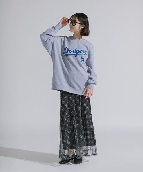 MLB(メジャーリーグベースボール)の「MLB/エムエルビー MLB LOGO CREW プリントデザイン クルーネックスウェット トレーナー(スウェット・メンズ・ブラック/ネイビー/グレー・M/L/XL)」の19枚目の写真