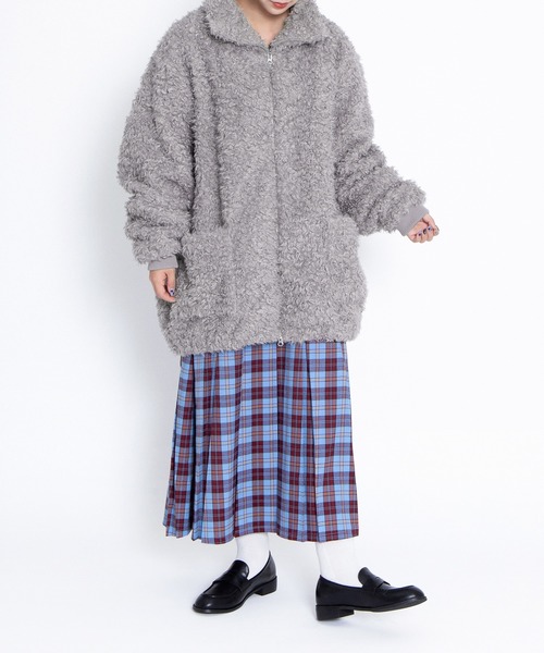 PUNYUS（プニュズ）の「もこもこプードルブルゾン（ブルゾン・レディース・グレー/ライトピンク/ブラウン・3/4）」の10枚目の写真