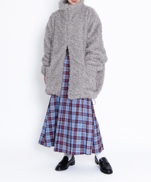 PUNYUS（プニュズ）の「もこもこプードルブルゾン（ブルゾン・レディース・グレー/ライトピンク/ブラウン・3/4）」の6枚目の写真