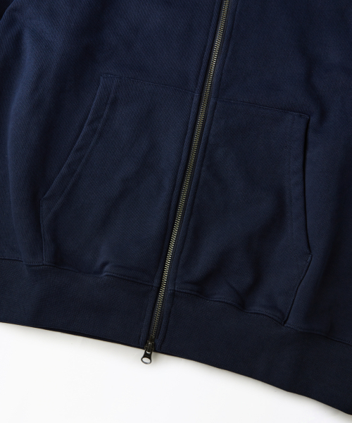 OUTSTANDING（アウトスタンディング）の「AUTHENTIC COMFORT HOOD ZIP SWEAT_NAVY（パーカー・メンズ・その他・MEDIUM/LARGE/X-LARGE）」の3枚目の写真