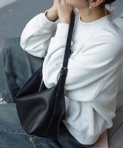 NiiNa（ニーナ）の「【 NiiNa / ニーナ 】高品質牛革ソフトレザー