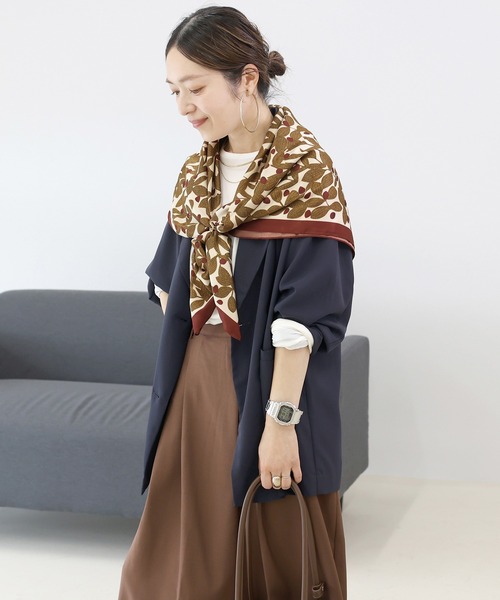 洋服おまとめ　スカーフなど シルクベルト柄大判スカーフ 20102 | 株式会社 佳雅