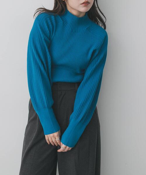 SENSE OF PLACE by URBAN RESEARCH(センスオブプレイスバイアーバンリサーチ)の「『毛玉防止』マトンスリーブセーター(ニット/セーター・レディース・グレー/ブルー/ブラック/ベージュ・ONE)」の4枚目の写真