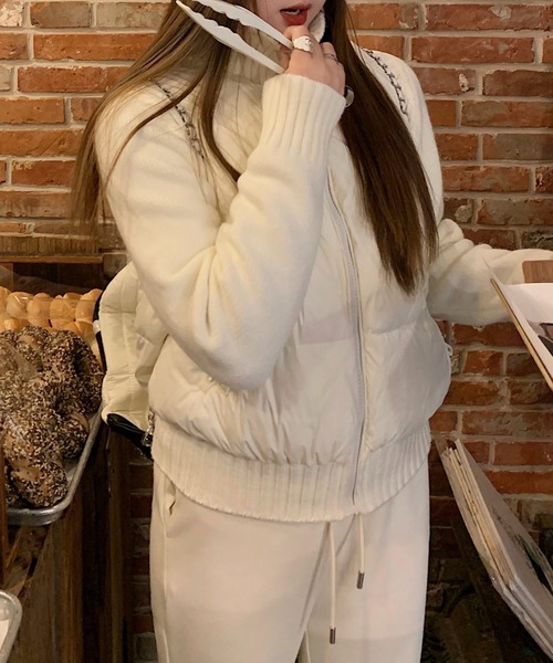 LAFFMO（ラフモ）の「ニット切り替え中綿ブルゾン（ダウンジャケット/コート・レディース・ブラック/オフホワイト/グレー/ピンク/ブラウン・M/L）」の15枚目の写真