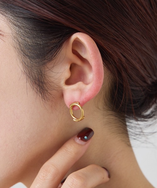 COLLAGE GALLARDAGALANTE(コラージュガリャルダガランテ)の「【OT】PAPILLONNER/サークルリングピアス(ピアス(両耳用)・レディース・シルバー/ゴールド・FREE)」の6枚目の写真