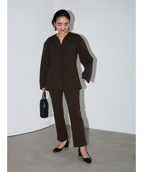 emmi（エミ）の「【セットアップ対応】【金子綾 for emmi】コンフォートジャケット（ノーカラージャケット・レディース・ブラック/ブラウン・0/1）」の7枚目の写真