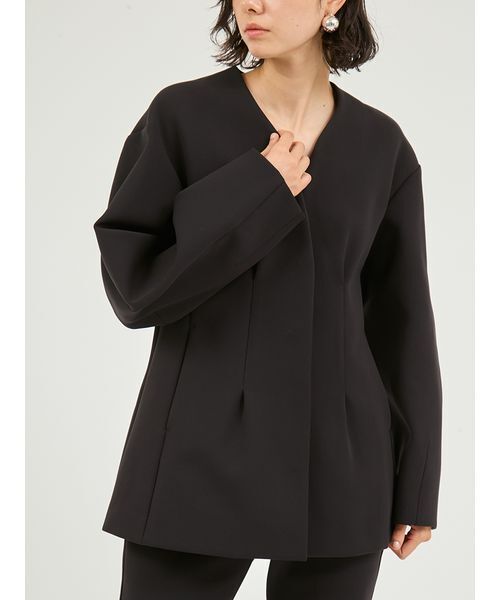 emmi（エミ）の「【セットアップ対応】【金子綾 for emmi】コンフォートジャケット（ノーカラージャケット・レディース・ブラック/ブラウン・0/1）」の14枚目の写真