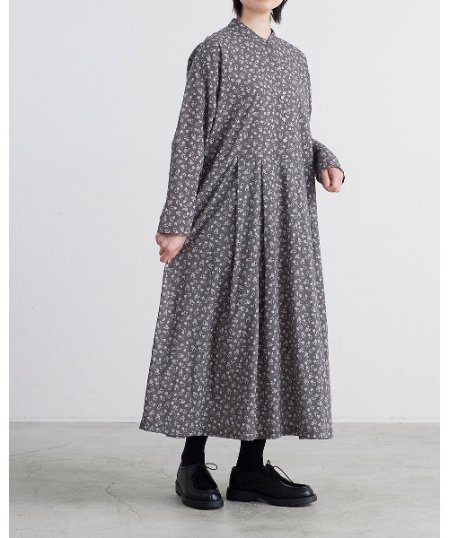 HEAVENLY(ヘブンリー)の「【 HEAVENLY / ヘヴンリー 】 60s Lawn Flower Print OP 2550062 DLI(ワンピース・レディース・その他1/ネイビー/グレー・FREE)」の1枚目の写真