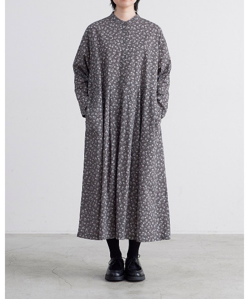 HEAVENLY(ヘブンリー)の「【 HEAVENLY / ヘヴンリー 】 60s Lawn Flower Print OP 2550062 DLI(ワンピース・レディース・その他1/ネイビー/グレー・FREE)」の4枚目の写真