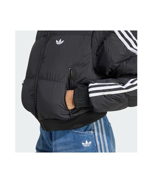 SHEL'TTER ORIGINAL（シェルターオリジナル）の「アディカラー クロップド合成ダウン パファー（ブルゾン・レディース・ブラック・LARGE）」の3枚目の写真