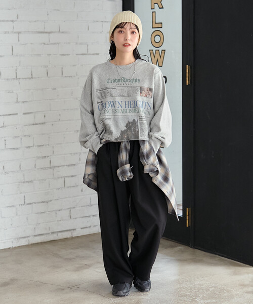 FREAK'S STORE(フリークスストア)の「Newspaper スウェット/ ニュースペーパープリント(スウェット・レディース・ライトグレー/チャコール・フリ-)」の3枚目の写真