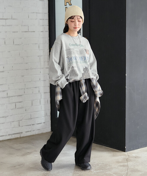 FREAK'S STORE(フリークスストア)の「Newspaper スウェット/ ニュースペーパープリント(スウェット・レディース・ライトグレー/チャコール・フリ-)」の4枚目の写真