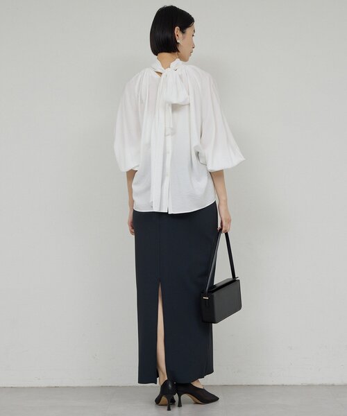 GALLARDAGALANTE（ガリャルダガランテ）の「【上品×華やか】【2way】ギャザーボウタイブラウス（シャツ/ブラウス・レディース・ホワイト/サックスブルー/ライトベージュ・FREE）」の17枚目の写真