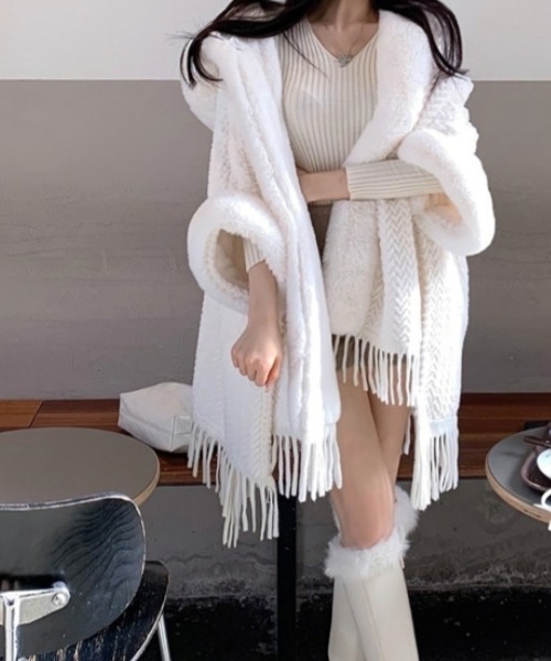 セール】Y2Kガーリーふわふわフード付きケープポンチョアウター【新作