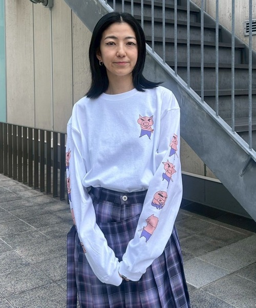 Candy Stripper(キャンディストリッパー)の「【クレヨンしんちゃん】ぶりぶりざえもんがいっぱい L/S Tシャツ(Tシャツ/カットソー・レディース・オフホワイト/ブラック/ラベンダー・FREE)」の8枚目の写真