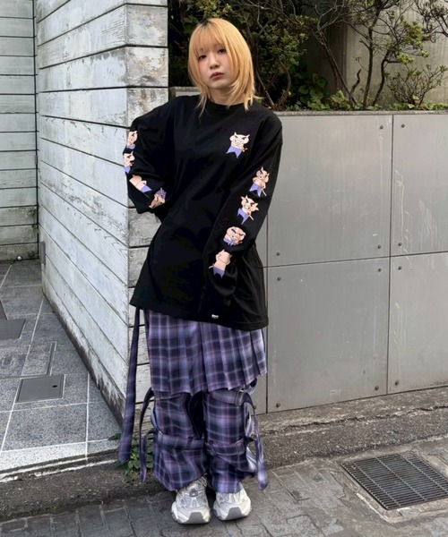Candy Stripper(キャンディストリッパー)の「【クレヨンしんちゃん】ぶりぶりざえもんがいっぱい L/S Tシャツ(Tシャツ/カットソー・レディース・オフホワイト/ブラック/ラベンダー・FREE)」の18枚目の写真