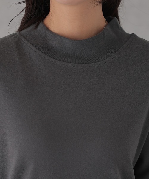 DAYRA(デイラ)の「モックネック ベーシック 長袖 カット トップス(Tシャツ/カットソー・レディース・ダークグレー/ベージュ/ブラック/ホワイト・M/XL)」の7枚目の写真