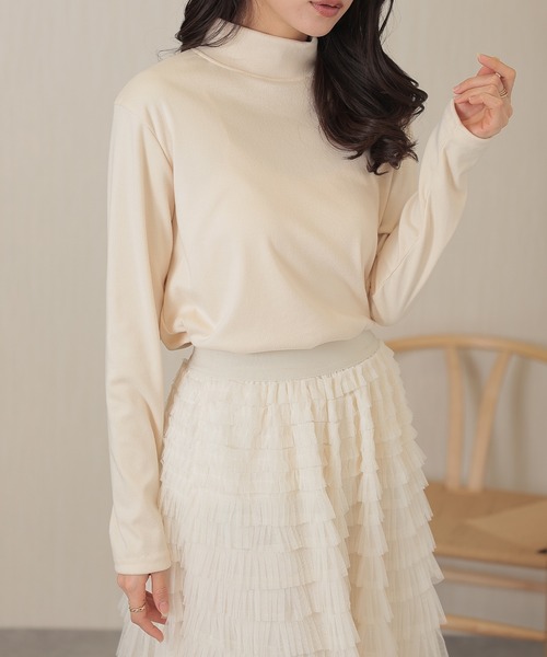 DAYRA(デイラ)の「モックネック ベーシック 長袖 カット トップス(Tシャツ/カットソー・レディース・ダークグレー/ベージュ/ブラック/ホワイト・M/XL)」の13枚目の写真