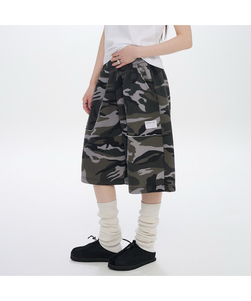 SEW-B(ソービー)の「カモバミューダボルディパンツ_2色(その他パンツ・レディース・ホワイト/ブラック・FREE)」の2枚目の写真