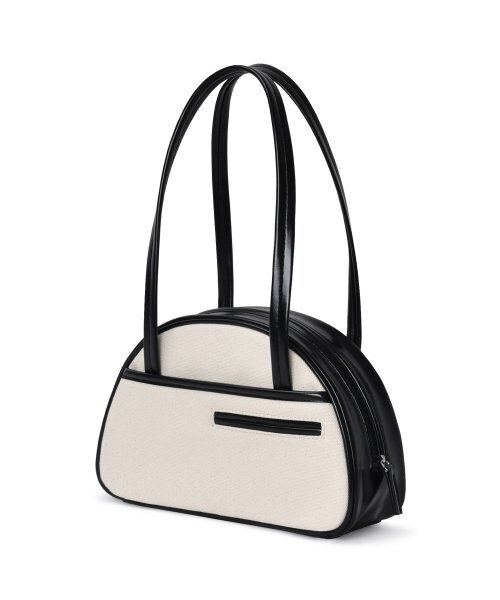4OUR B（サビ）の「Juke Bag Black（ショルダーバッグ・レディース・ブラック・FREE）」の3枚目の写真