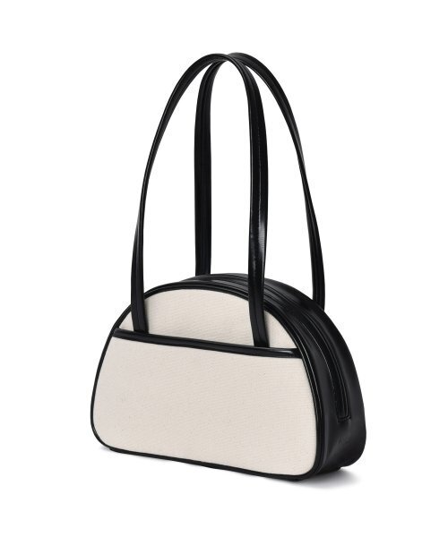 4OUR B（サビ）の「Juke Bag Black（ショルダーバッグ・レディース・ブラック・FREE）」の6枚目の写真