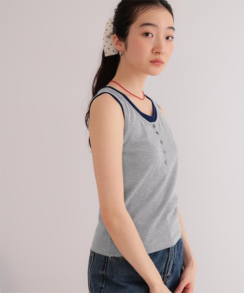 titivate（ティティベイト）の「カップ付きレイヤード風タンクトップ（タンクトップ・レディース・オフホワイト/杢グレー/ブラック/ブラウン/ボルドー・FREE）」の21枚目の写真