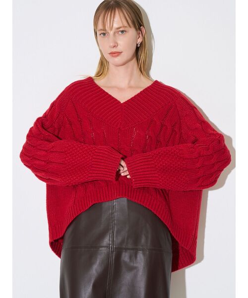 ELENDEEK(エレンディーク)の「Vネックケーブルニット(ニット/セーター・レディース・グレー/オフホワイト/レッド・FREE)」の20枚目の写真